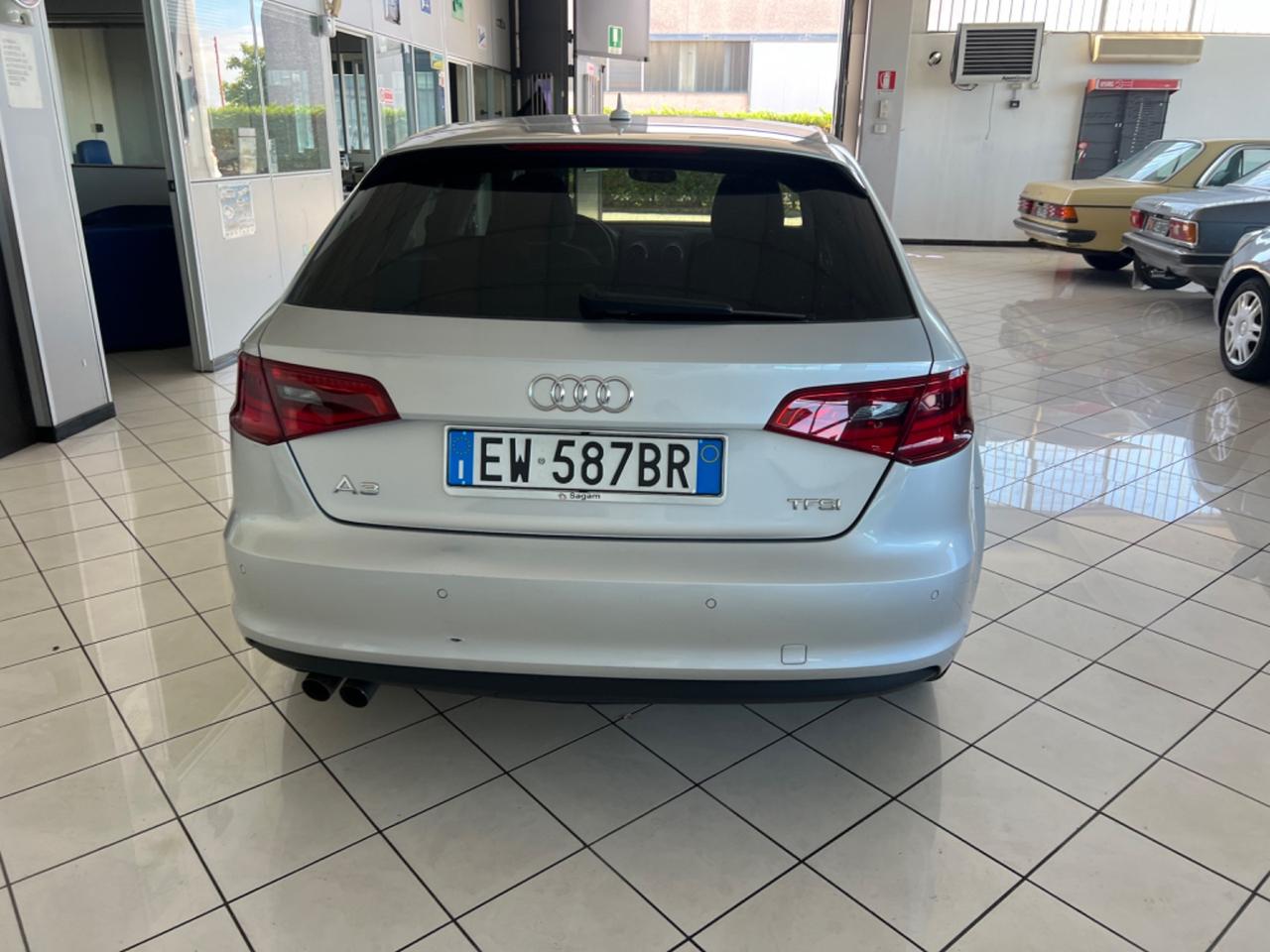 Audi A3 1.4 TFSI COD ultra Attraction