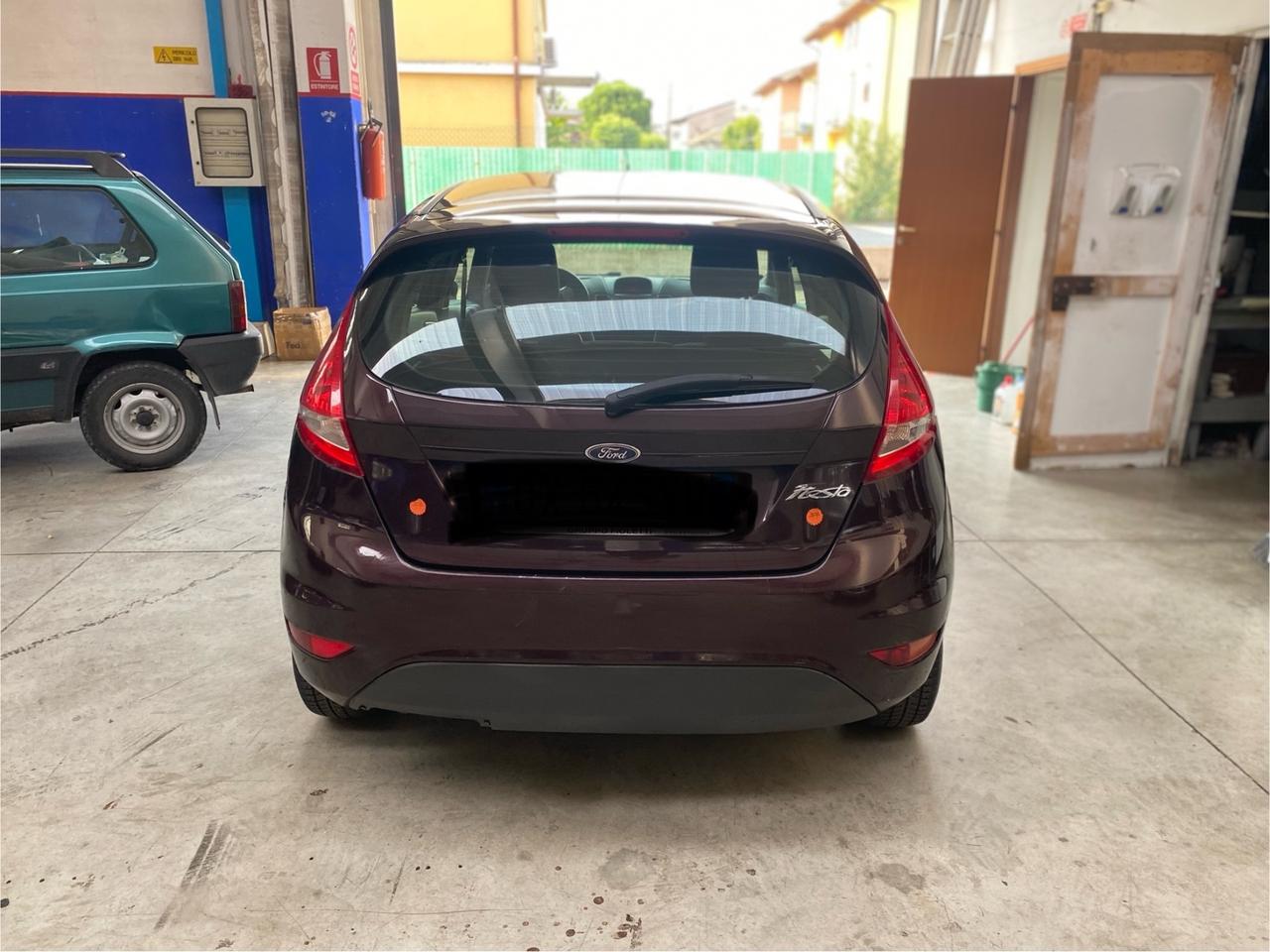 Ford Fiesta 1.2 82 CV 5 porte carrozzeria da riveder