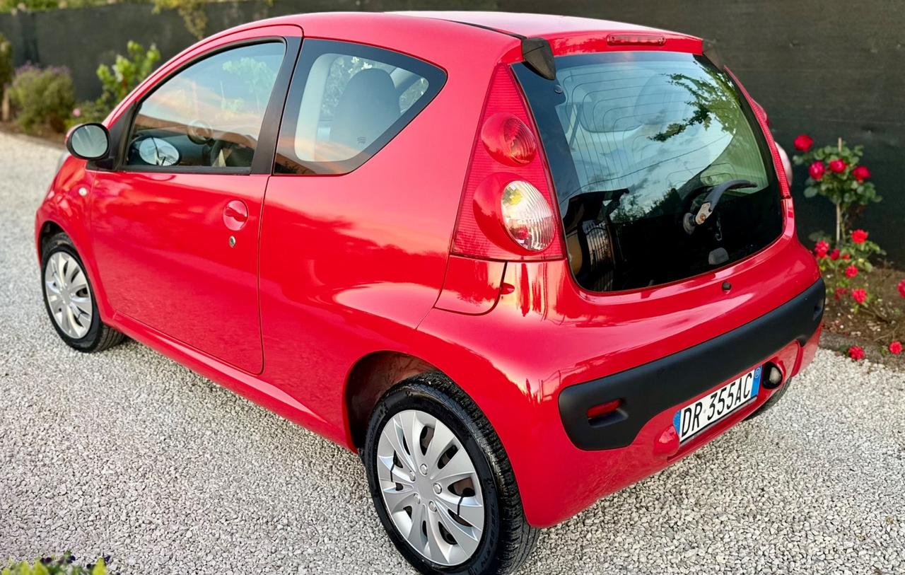 Peugeot 107 1.0 68CV 3p. Sweet Years