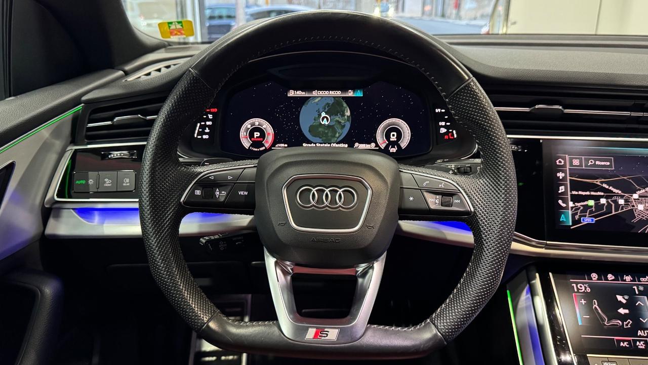 Audi Q8 50 TDI 286 CV quattro tiptronic S-Line