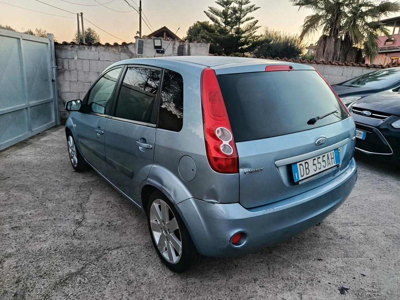 Ford Fiesta 1.4 TDCi 5p. Titanium