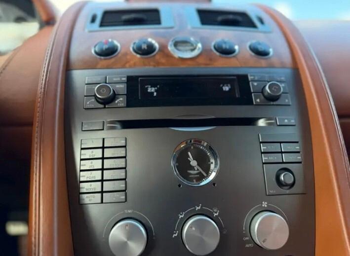 Aston Martin DB SPETTACOLARE DB9 Volante Touchtronic cabrio garanzia