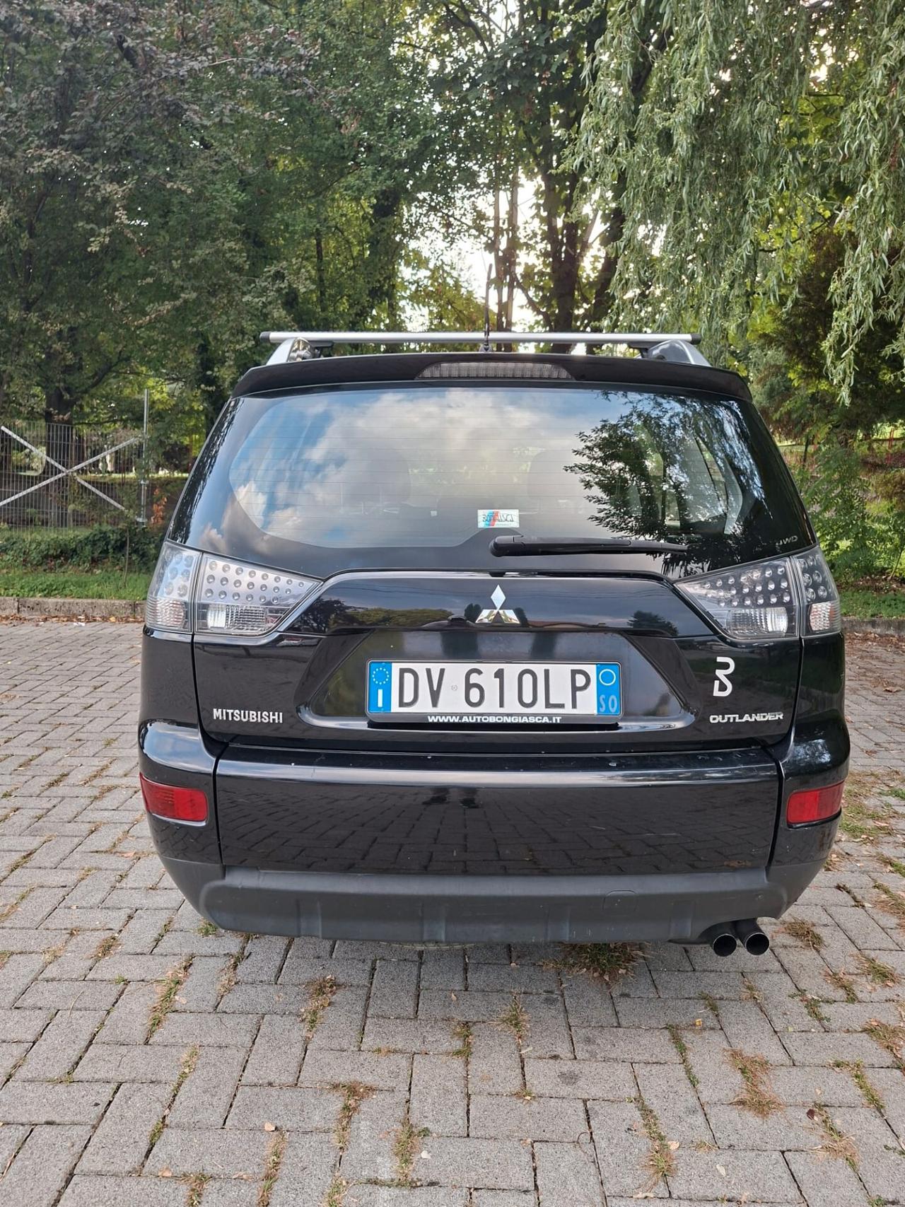 Mitsubishi Outlander 2.0 DI-D Invite DPF