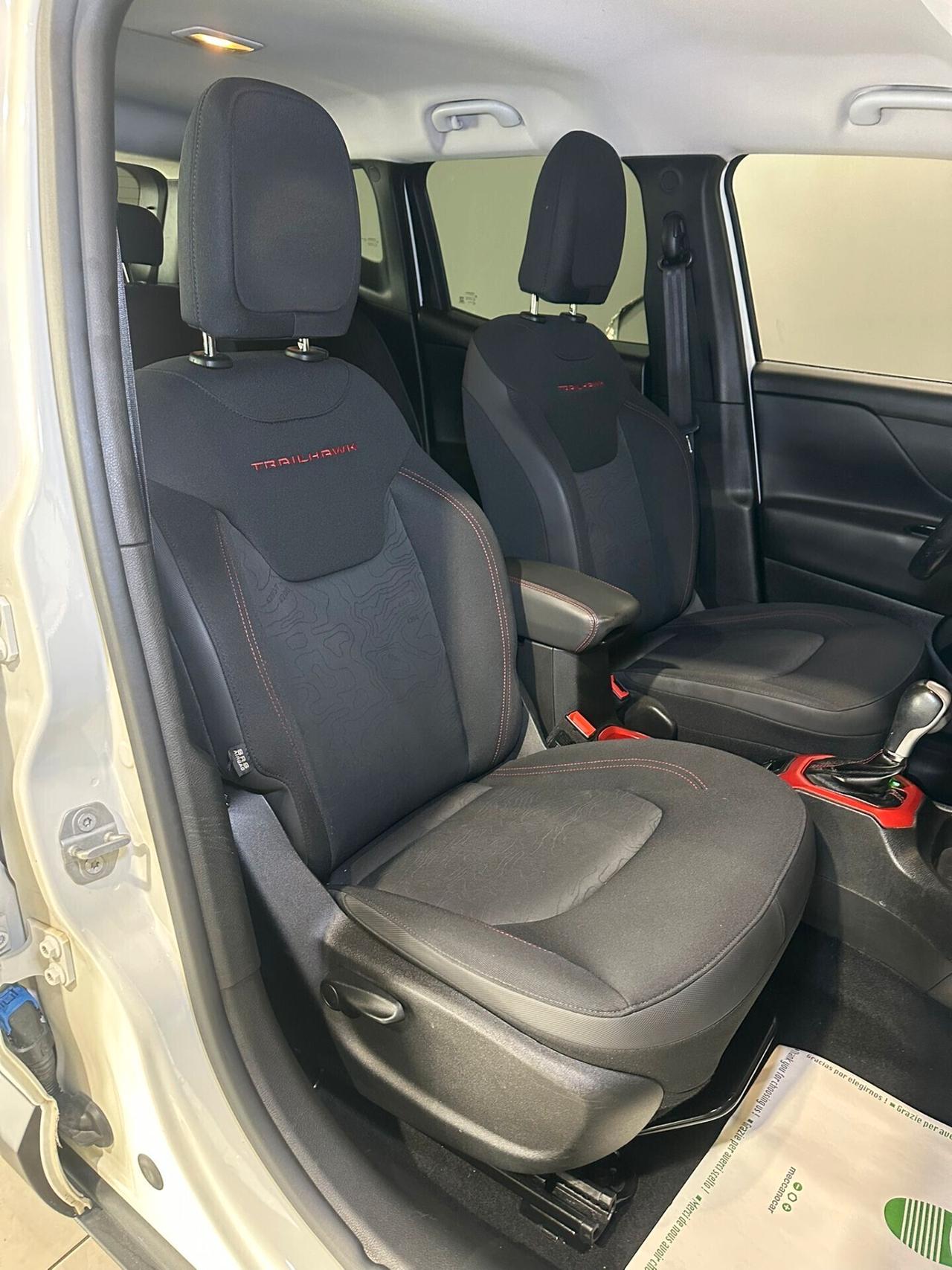 Jeep Renegade 2.0 Mjt 170CV 4WD Active Drive Trailhawk