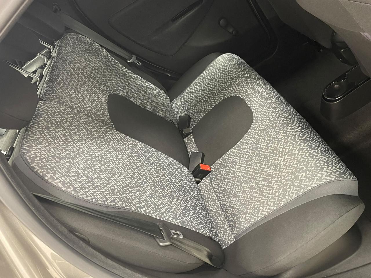 LANCIA YPSILON 1.0 HYBRID 70CV SILVER