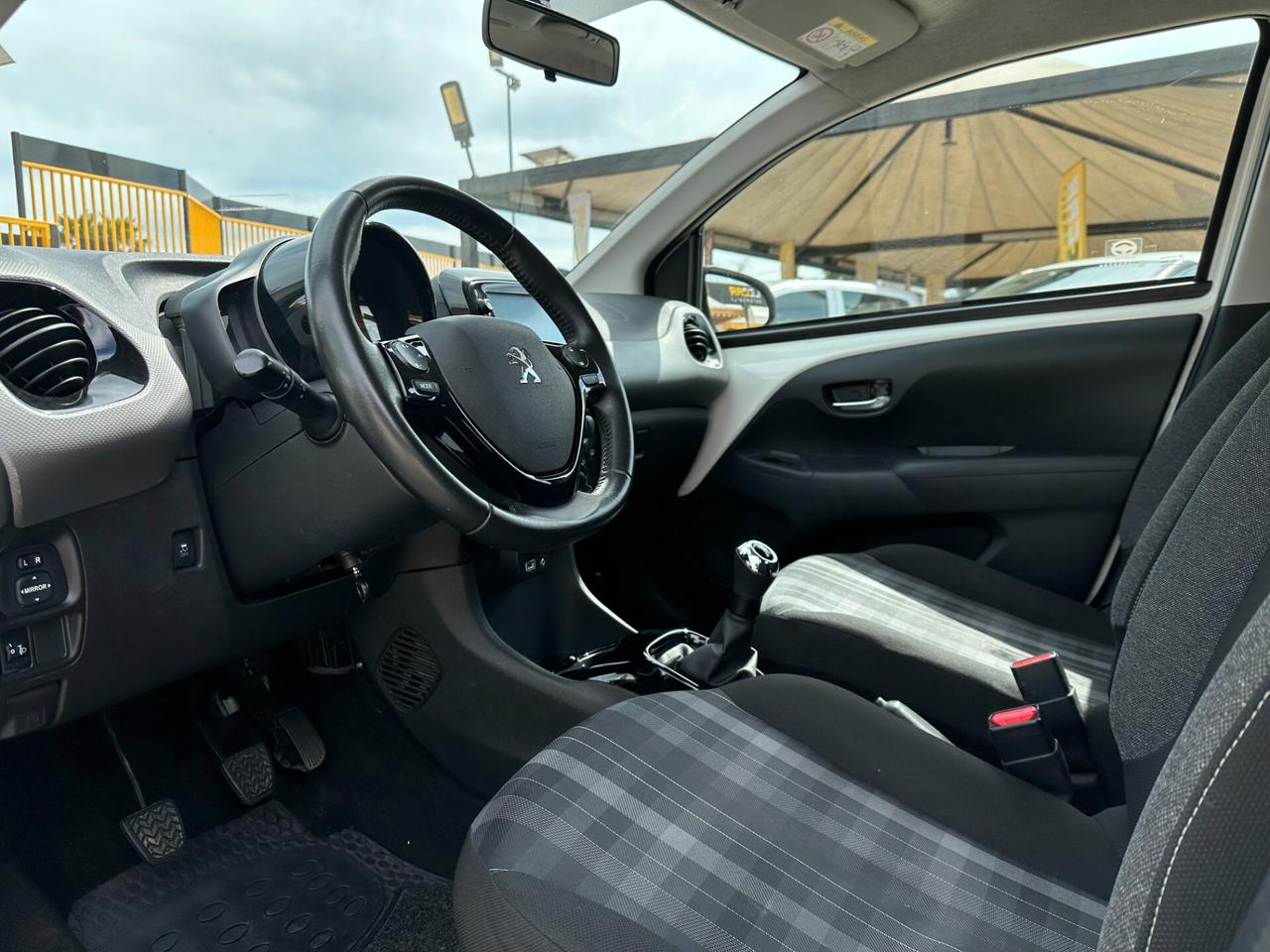 PEUGEOT 108 VTi 72 S&S 5 porte Allure