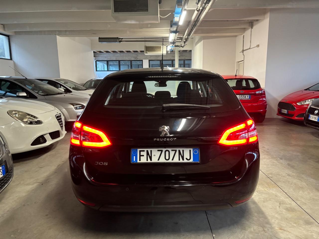 Peugeot 308 BlueHDi 120 SS SW Business
