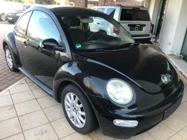 Volkswagen New Beetle 1.4 benzina 55 kw berlina