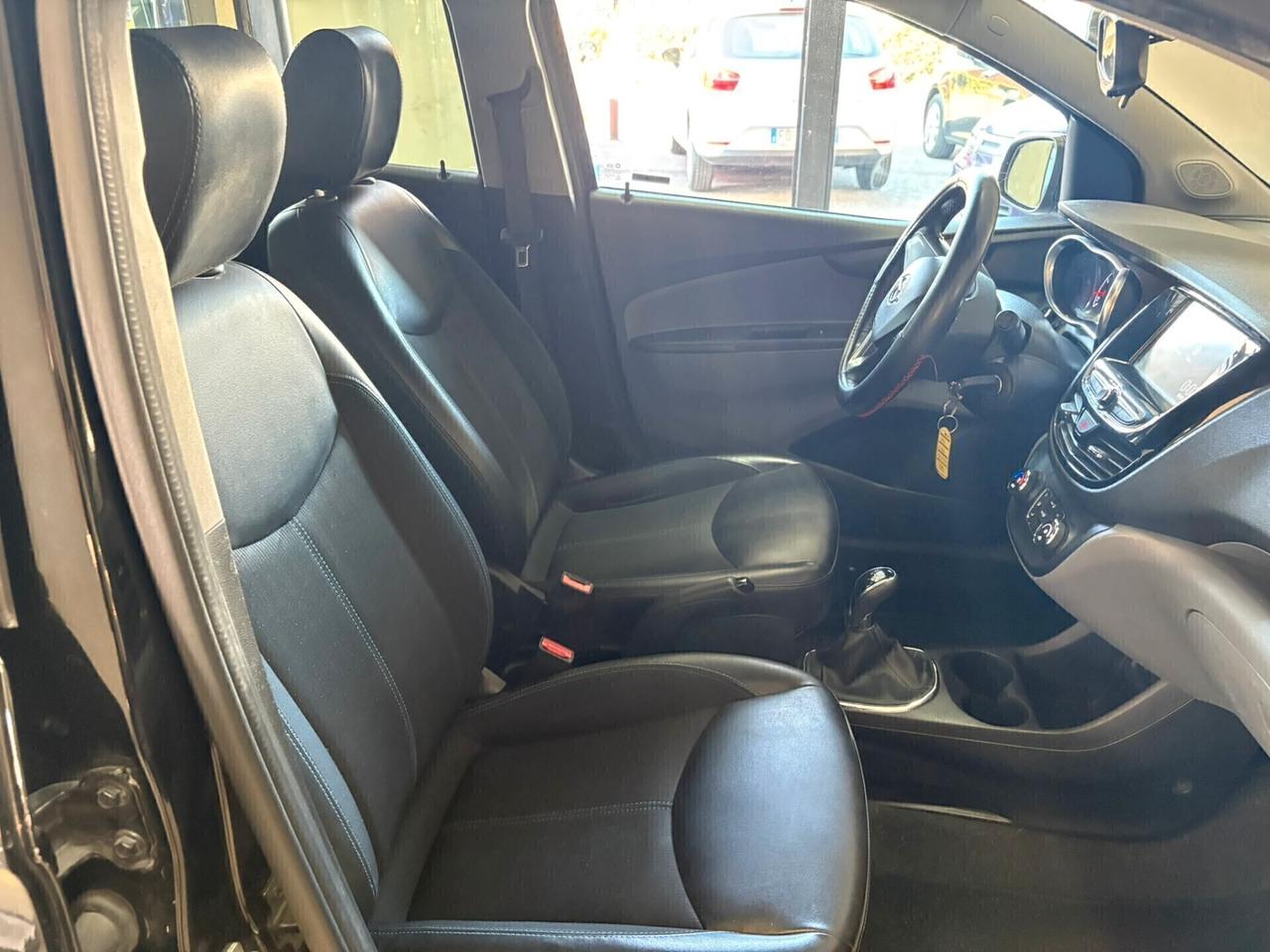 Opel Karl 1000 cambio automatico NAVI