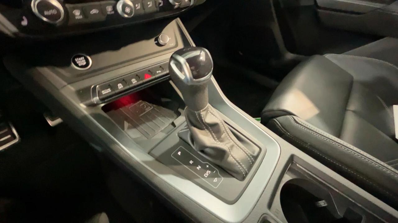 Audi Q3 SPB 35 TDI S tronic Identity Black