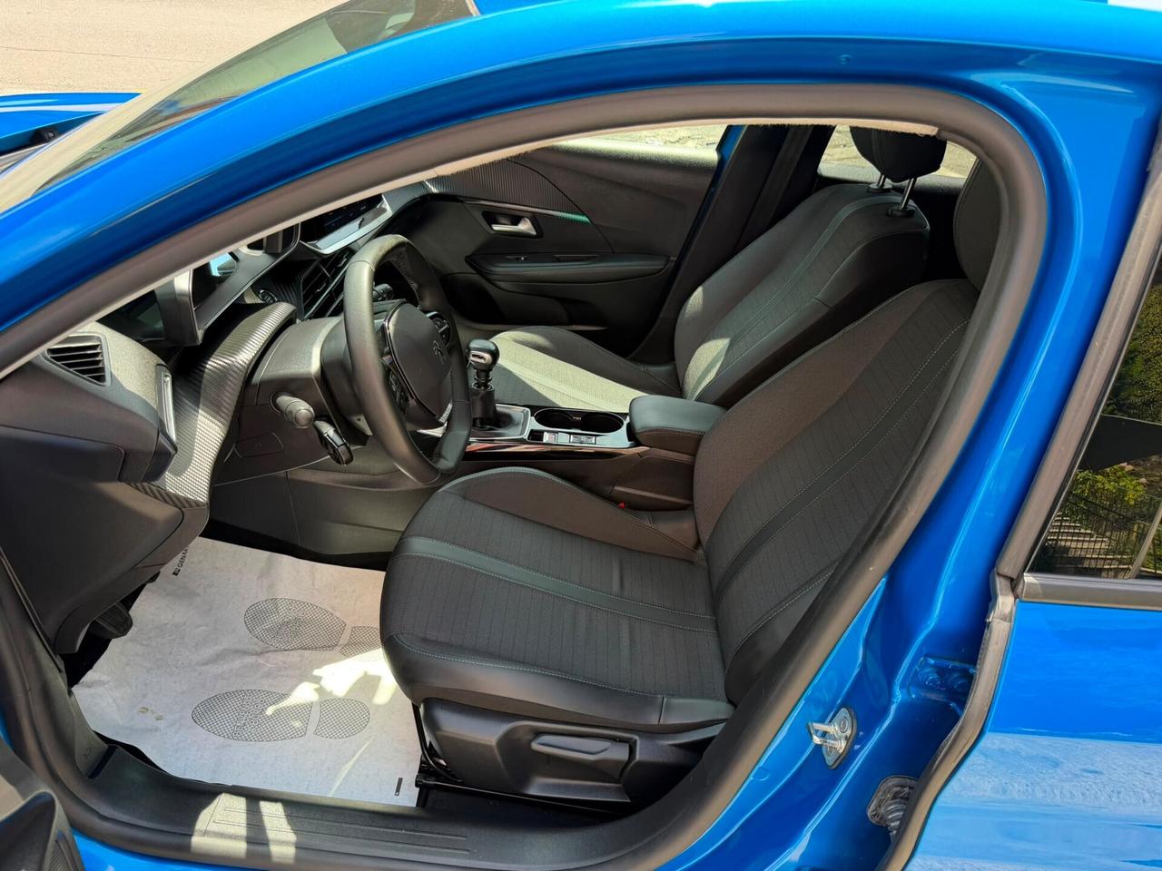 Peugeot 208 Allure Pack 100 CV 2023