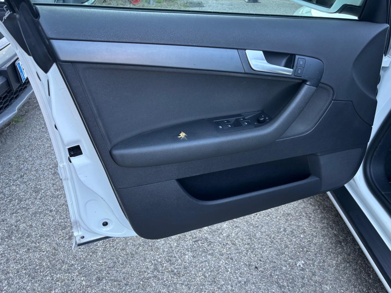 Audi A3 SPB 1.6 TDI 105 CV OK NEOPATENTATI
