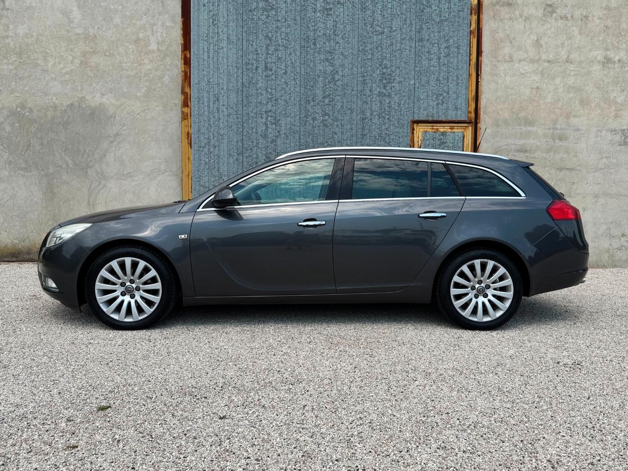 Opel Insignia Sports Tourer 2.0 Diesel 131cv | TAGLIANDO INCLUSO