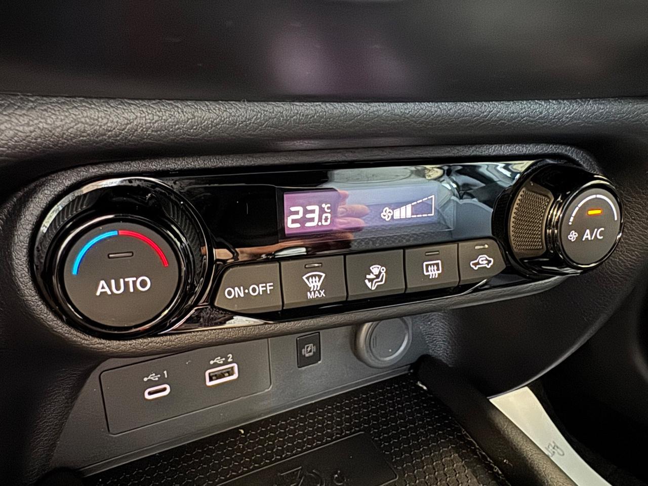Nissan Juke 1.0 dig-t N-Connecta 114cv dct