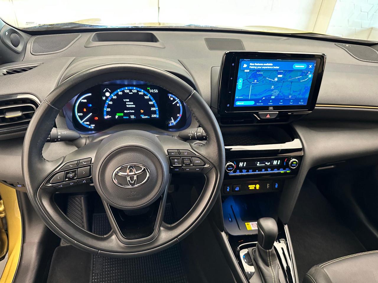 Toyota Yaris Cross 1.5h Premiere awd-i 116cv e-cvt