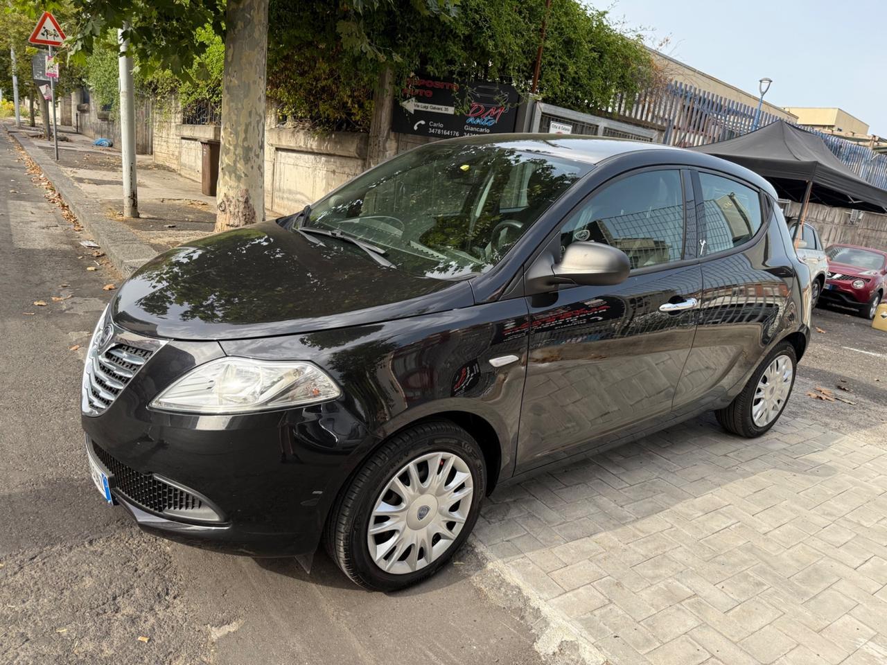 Lancia Ypsilon 1.2 69 CV 5 porte Platinum