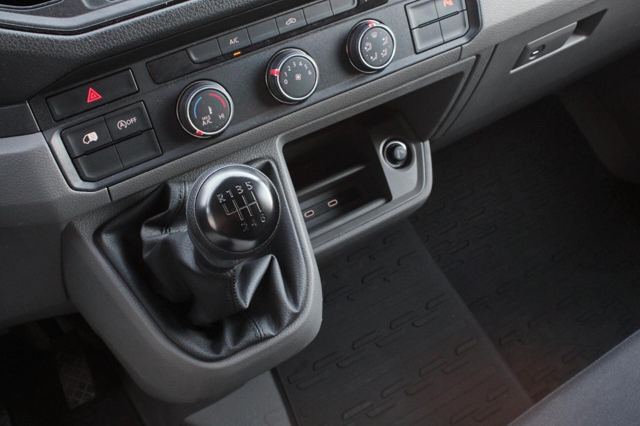 Volkswagen Crafter 30 2.0 TDI 140CV L3H2 Business***BLACK WEEK -5% di sconto***