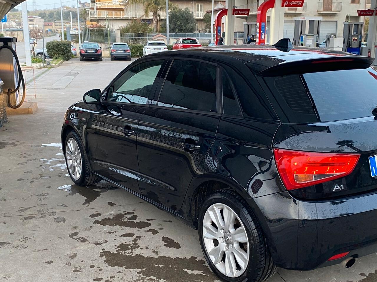 Audi A1 1.6 tdi S line edition 90cv s-tronic