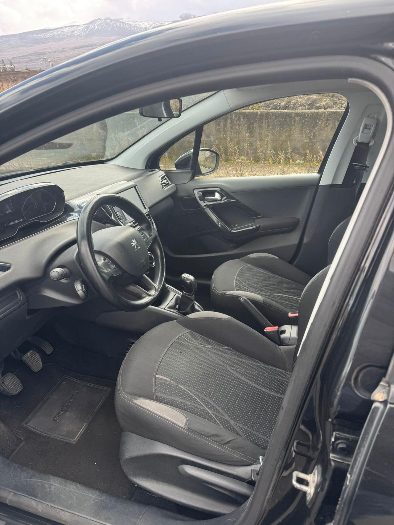 Peugeot 208 1.2 VTi 82 CV 5 porte Allure