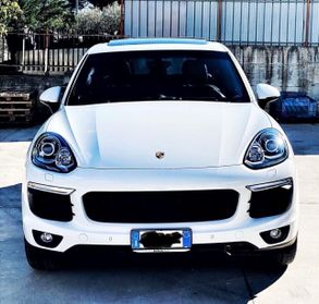 Porsche Cayenne 3.0 Diesel Platinum Edition cv 250
