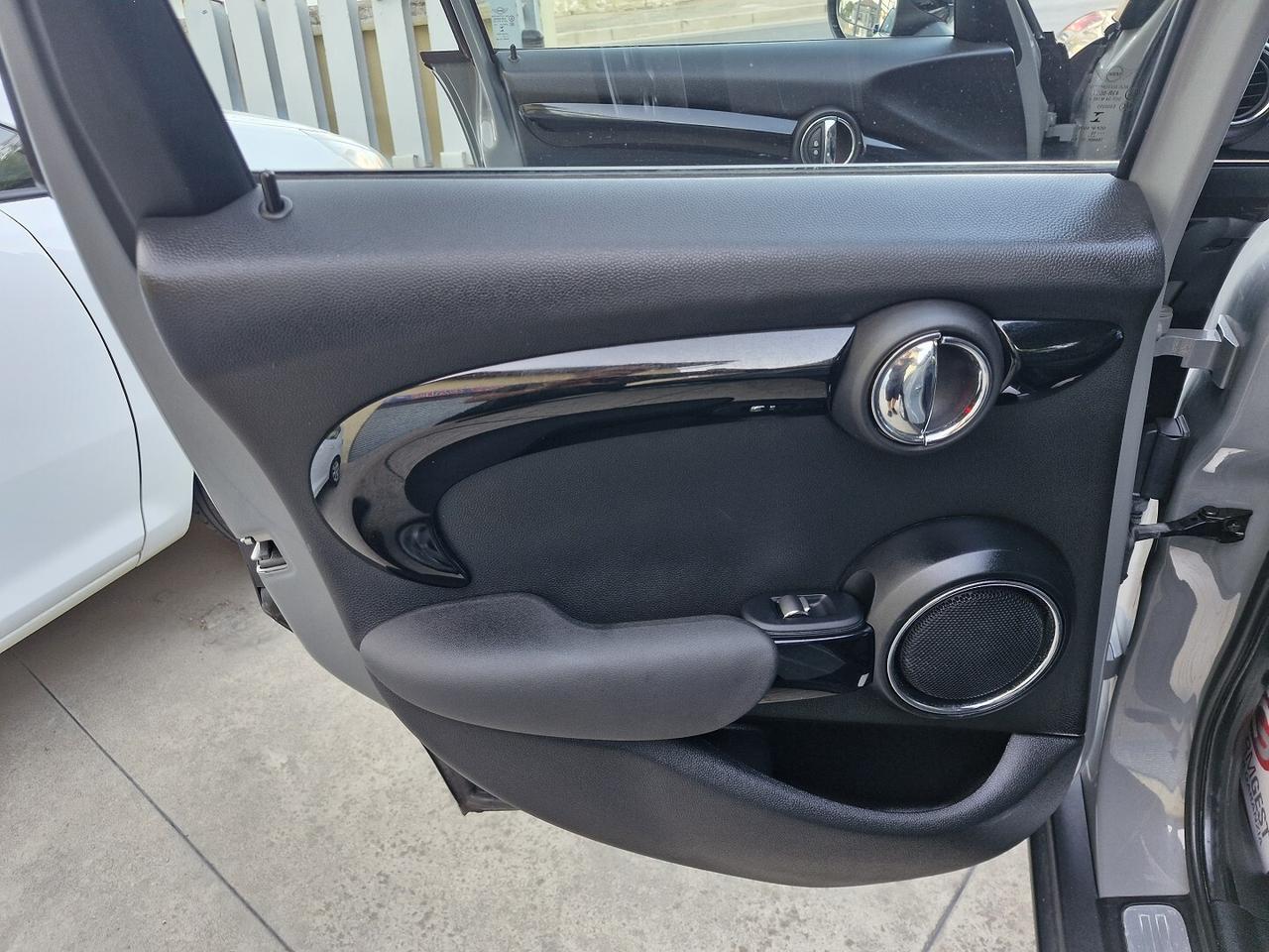MINI COOPER 1.5 BENZINA 136CV ANNO 2015