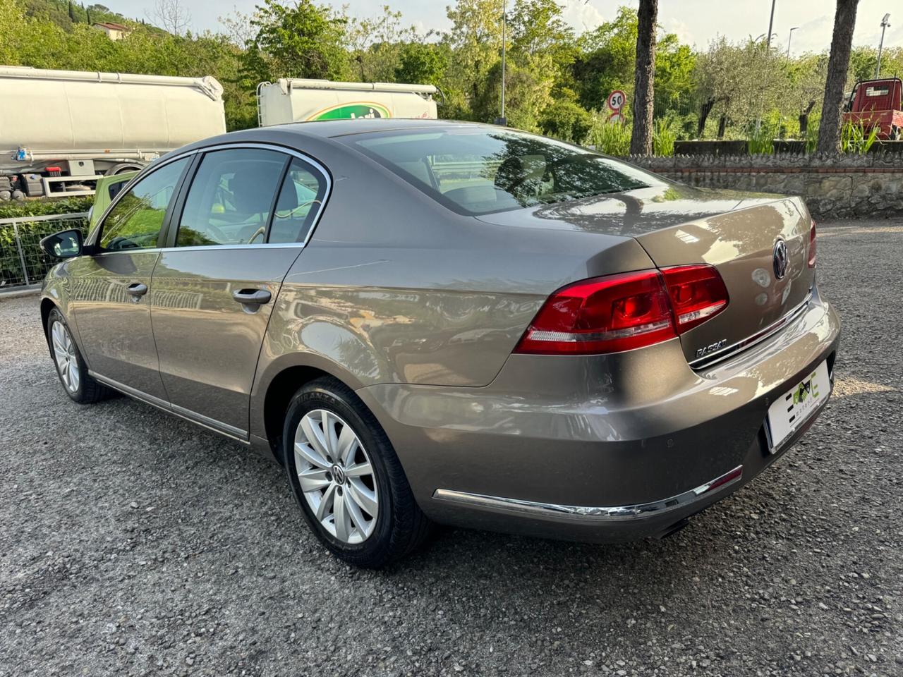 Volkswagen Passat 1.6 TDI Comfortline BlueM. Tech.