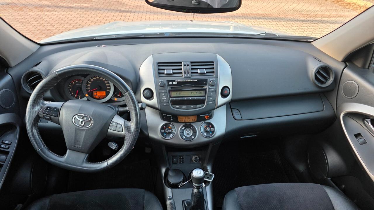 Toyota RAV 4 RAV4 Crossover 2.2 D-4D 150 CV DPF Exclusive