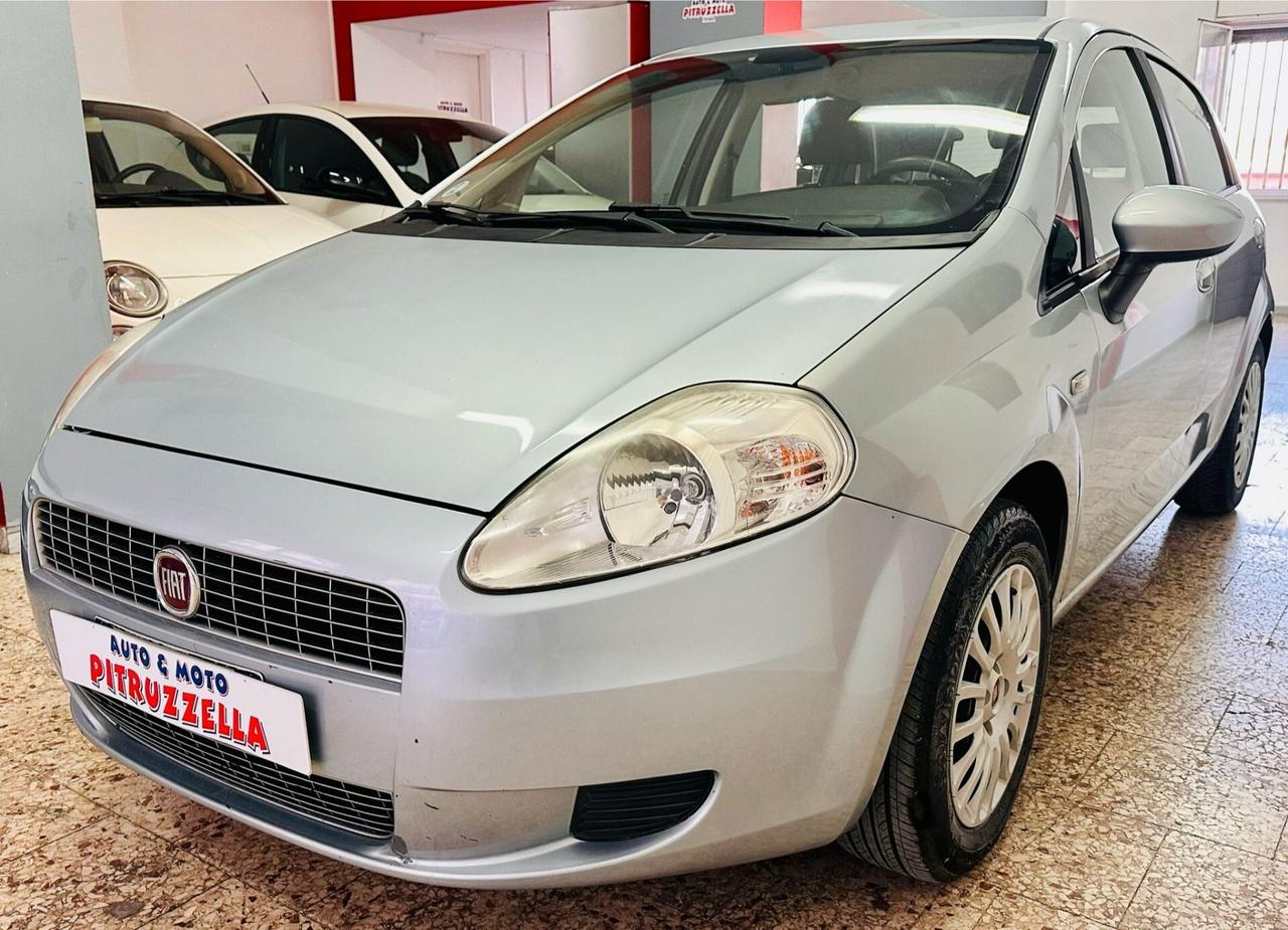 Fiat Grande Punto Grande Punto 1.3 MJT 75 CV 5 porte Dynamic