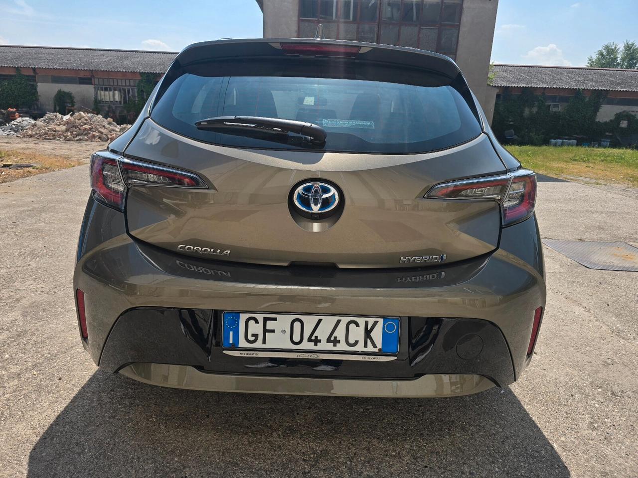Toyota Corolla 1.8 Hybrid Business