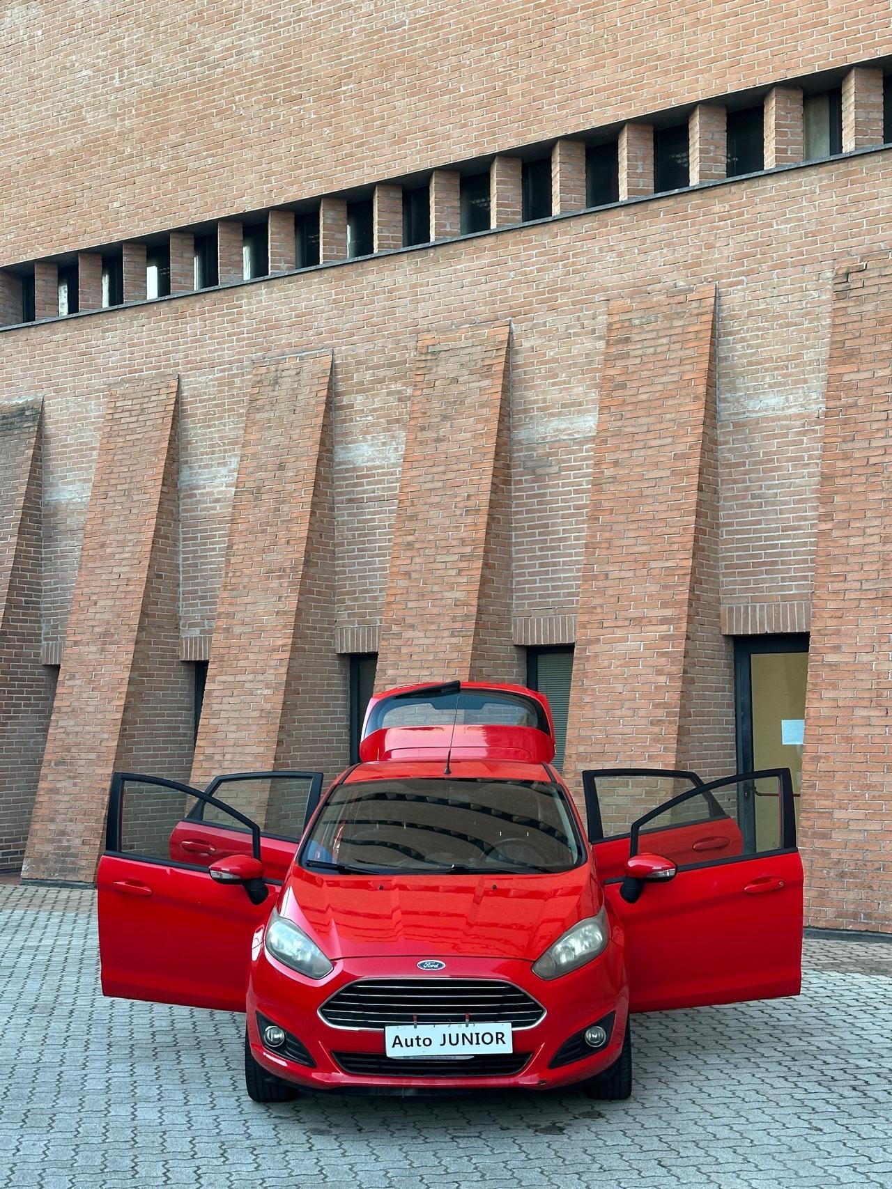 Ford Fiesta 1.4 5 porte Bz.- GPL Business