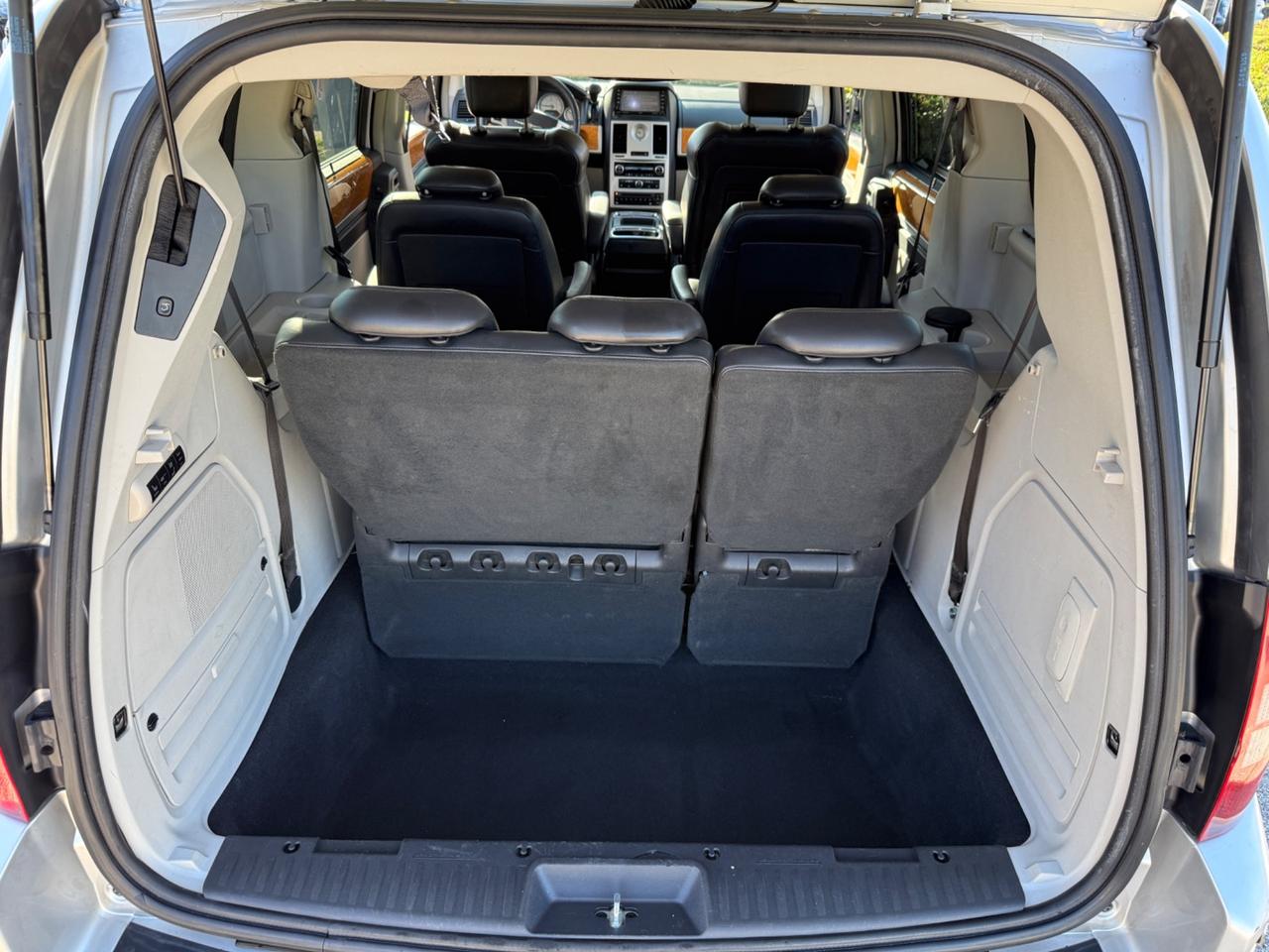 Chrysler Voyager Grand 2.8 CRD cat Limited Auto FULL