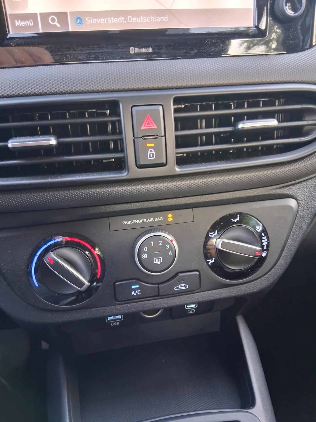 Hyundai i10 1.0 select