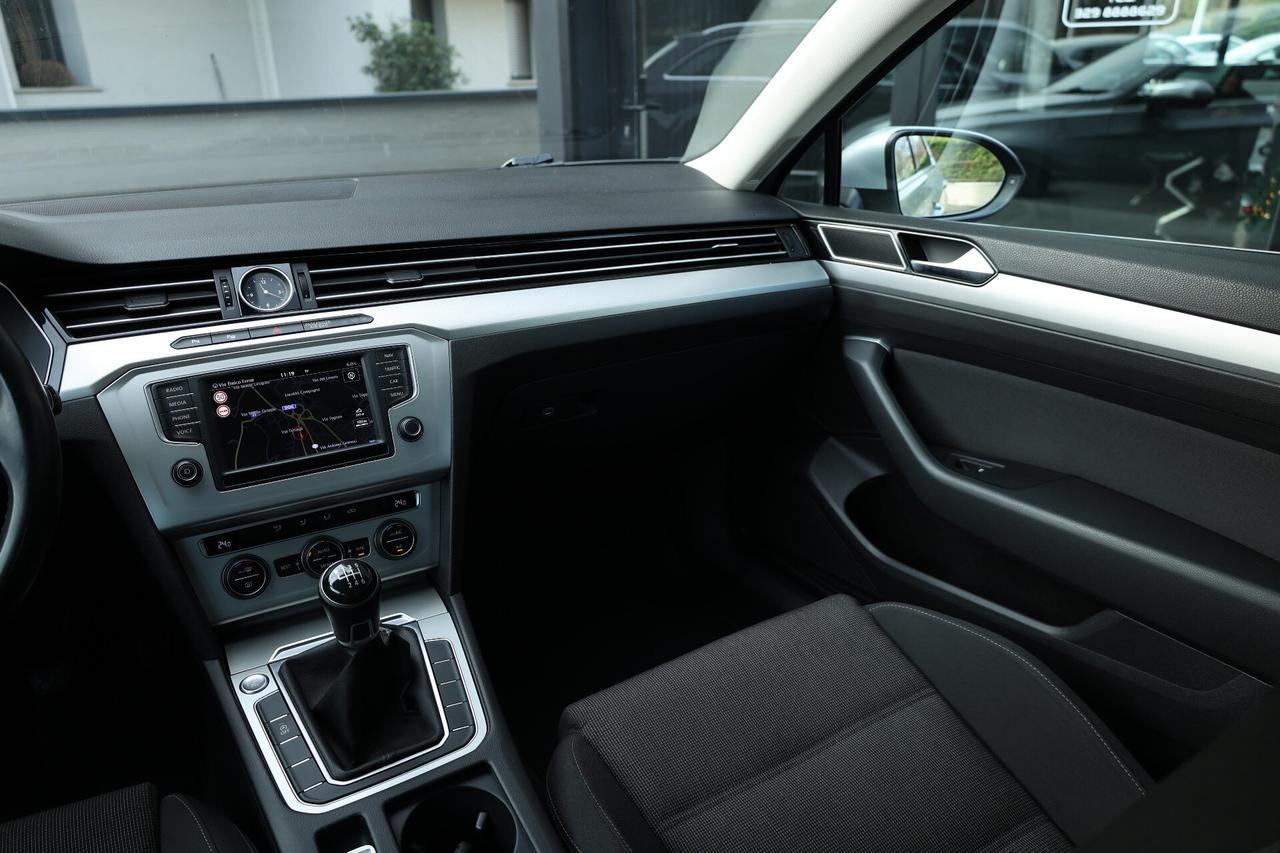 Volkswagen Passat 1.6 TDI Variant Comfortline 88kw 120 cv