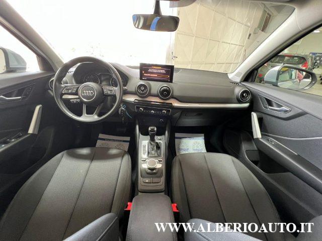 AUDI Q2 30 TDI Business S tronic