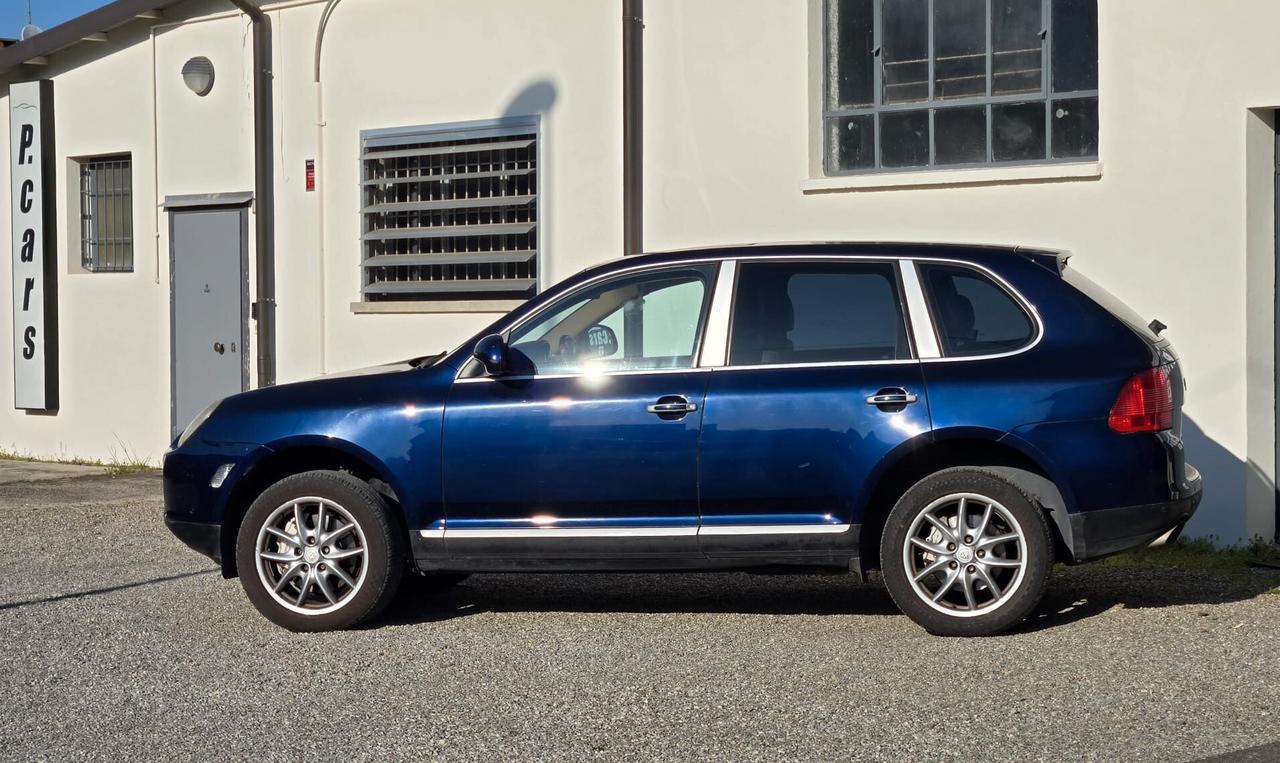 Porsche Cayenne S 4.5 BENZ / GPL