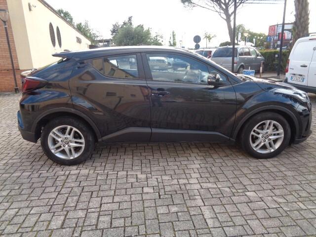 Toyota C-HR 1.8 Hybrid E-CVT Active NESSUN VINCOLO DI FINANZIAMENTO