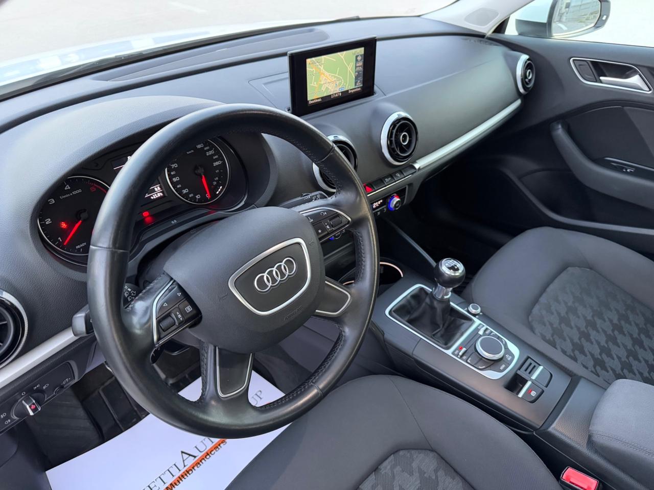 AUDI A3 Sportback 1.6 Tdi Admired S-LINE-Led Navi