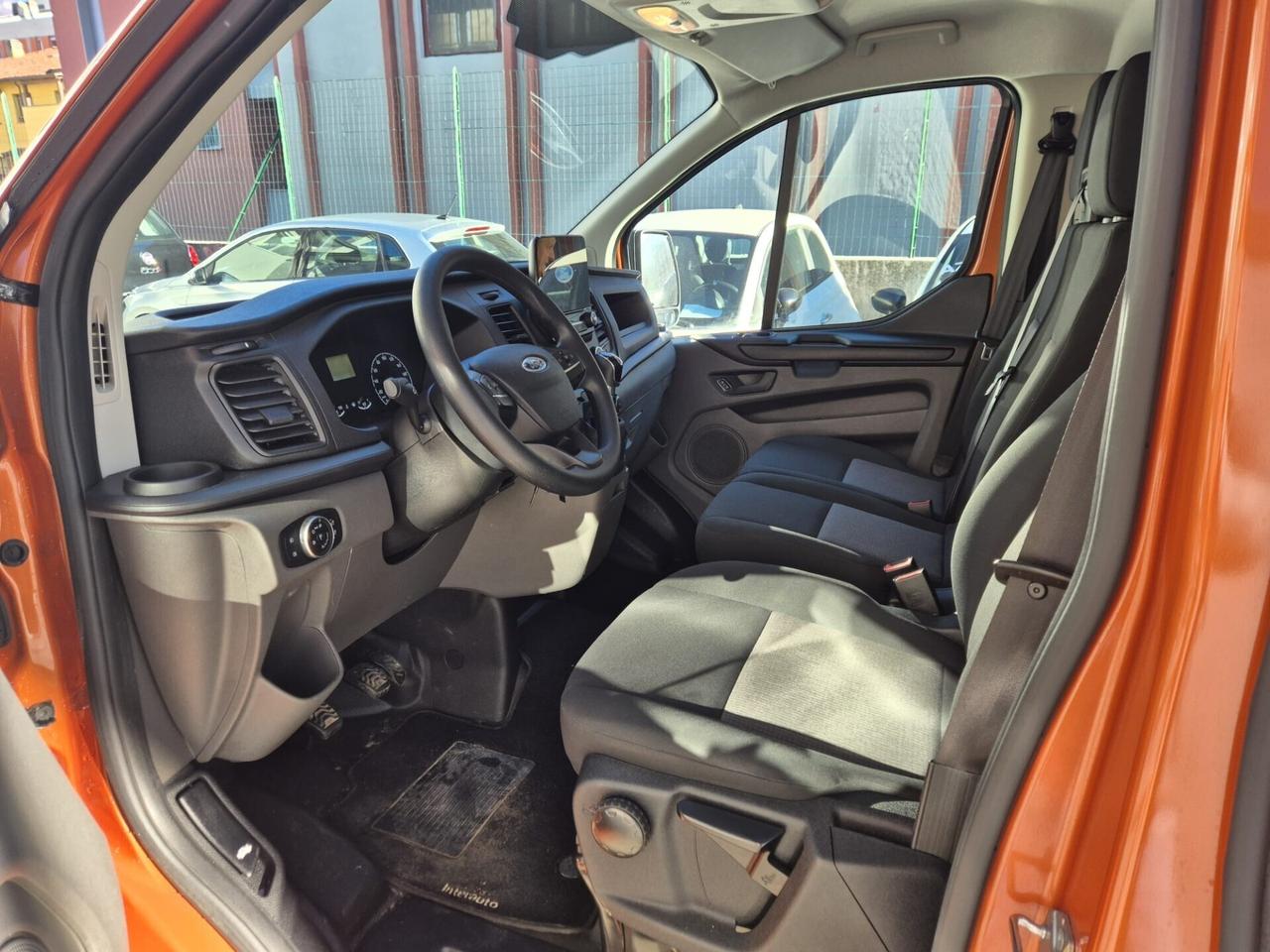 Ford Transit Custom 280 2.0 EcoBlue SOLO KM 9.000!