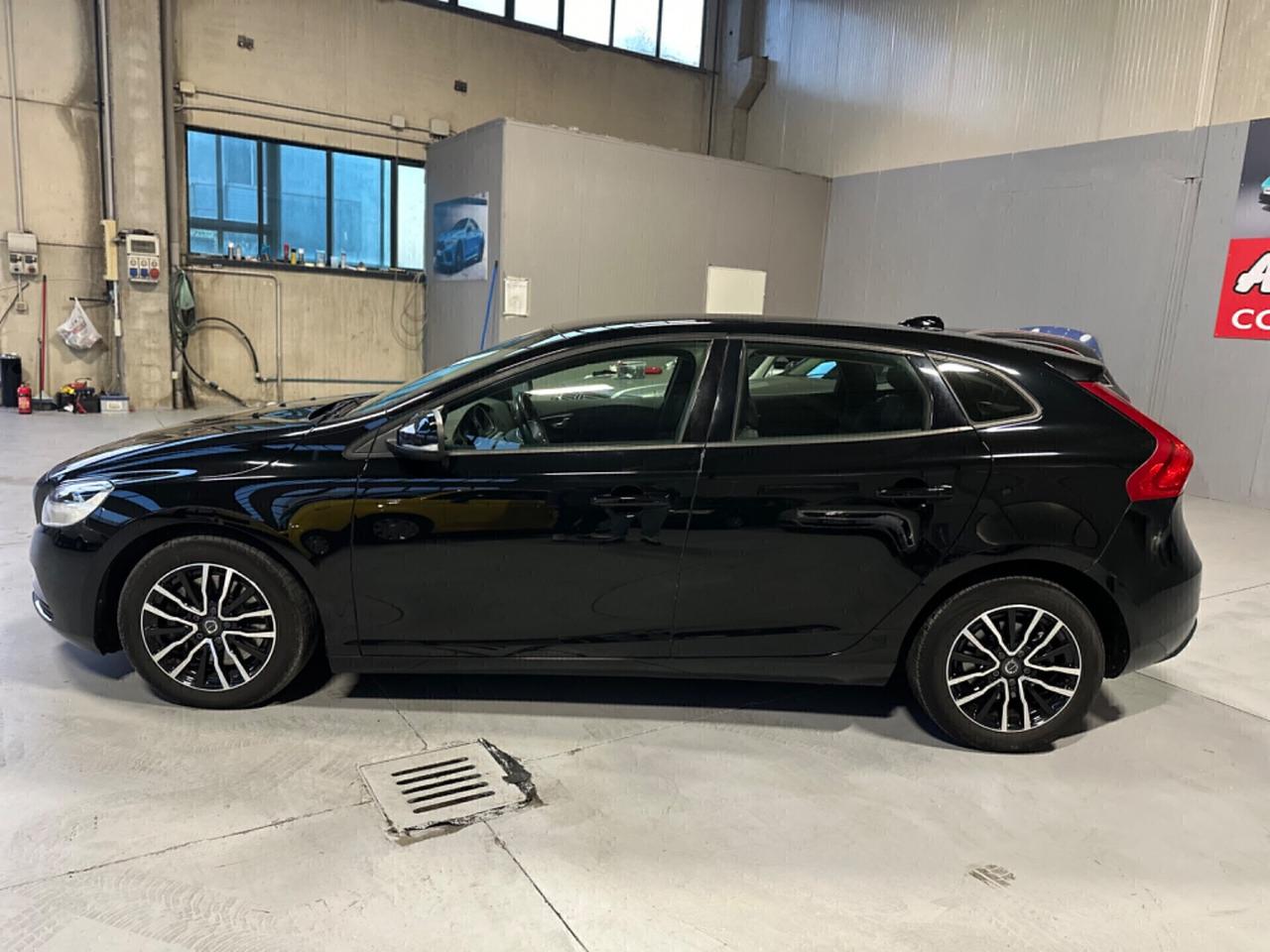 Volvo V40 D2 Geartronic R-design