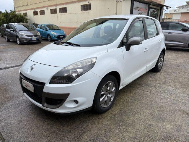 RENAULT Scenic X-Mod 1.5 dCi 110CV Attractive
