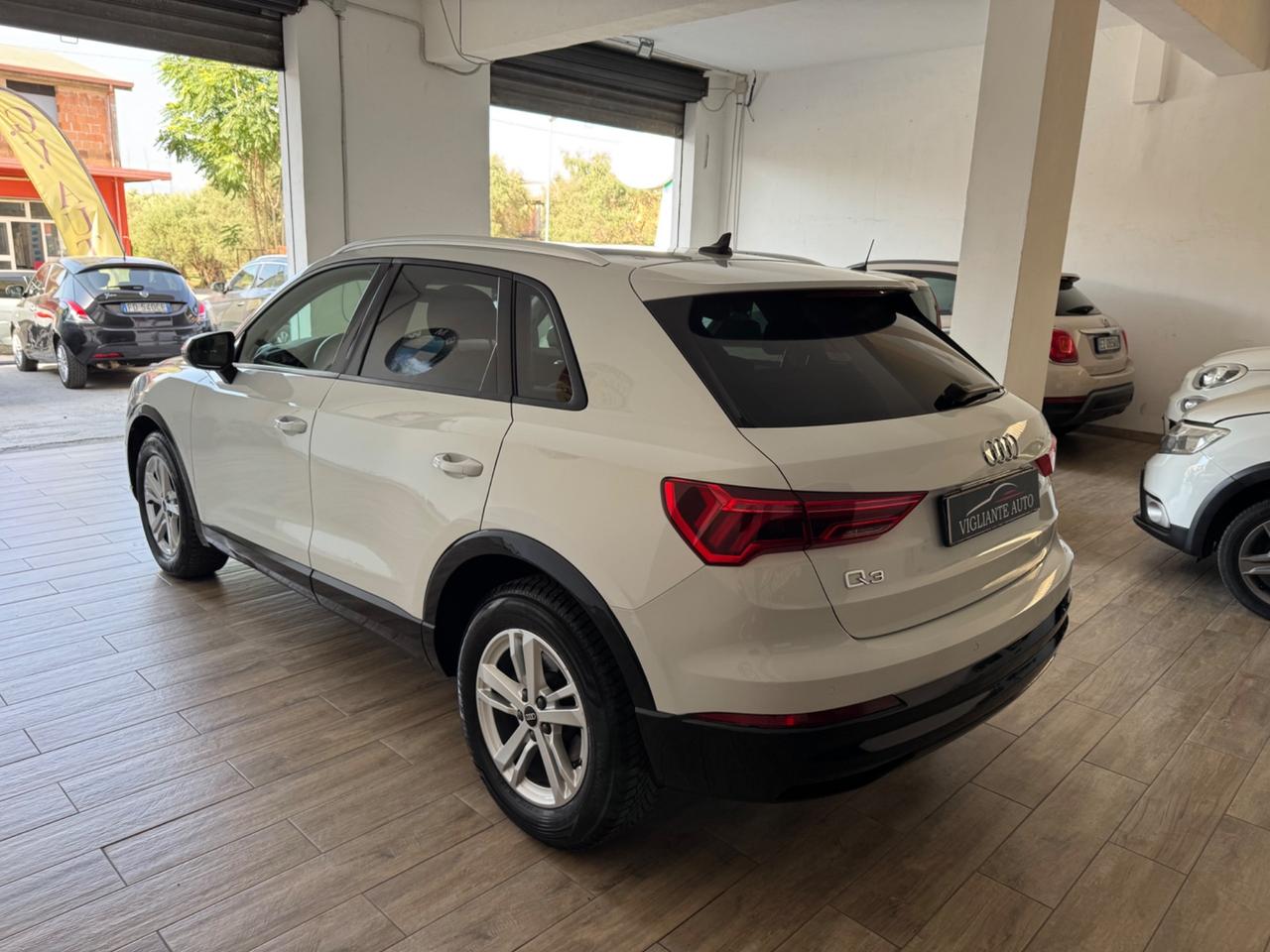 Audi Q3 35 TDI S tronic Business Advanced