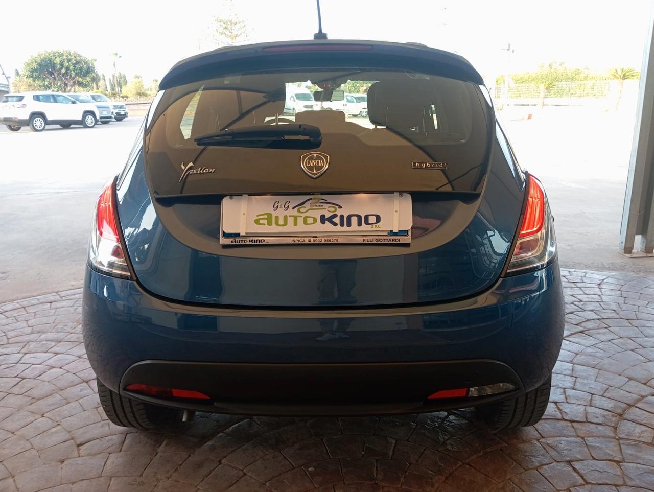 Lancia Ypsilon 1.0 FireFly 5 porte S&S Hybrid Silver Plus