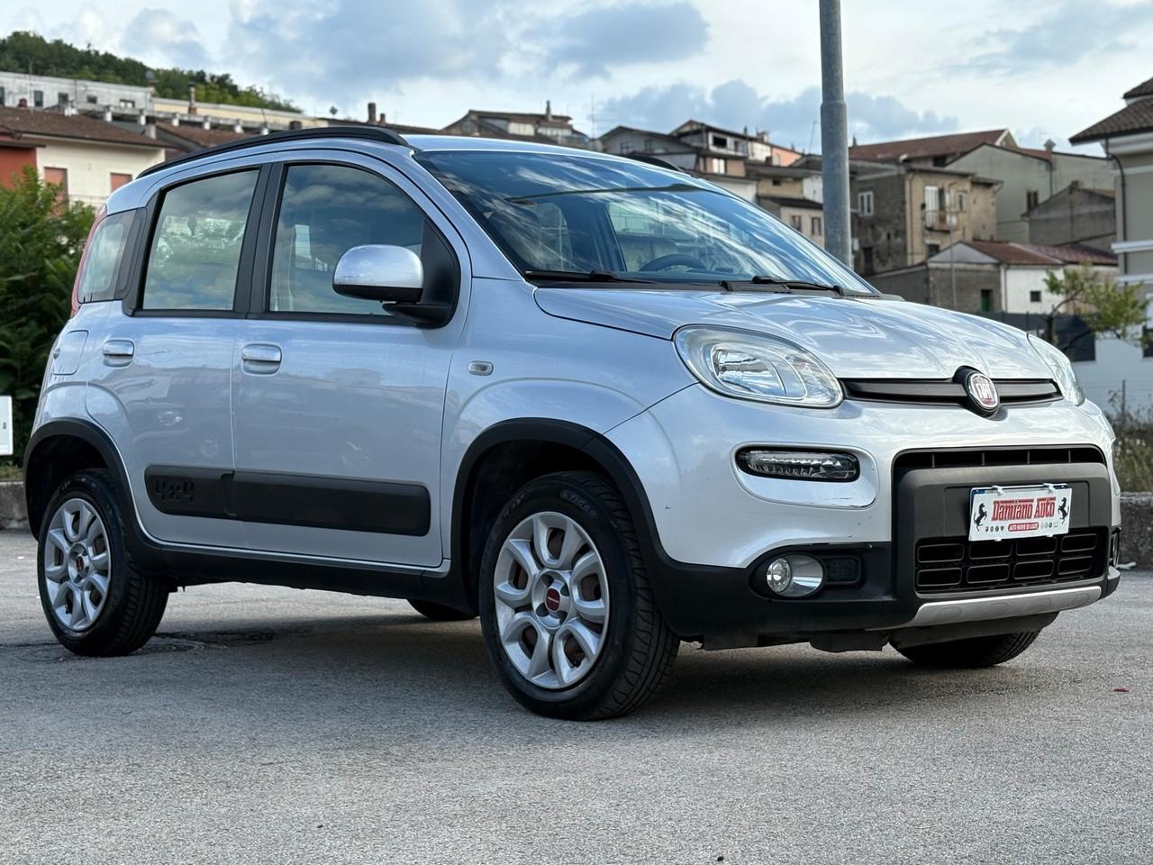 Fiat Panda 4x4 1.3 MJT 75 CV TREKKING FULL OPT