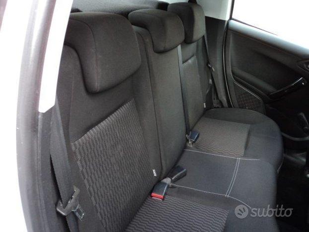 PEUGEOT 208 1.6 Allure