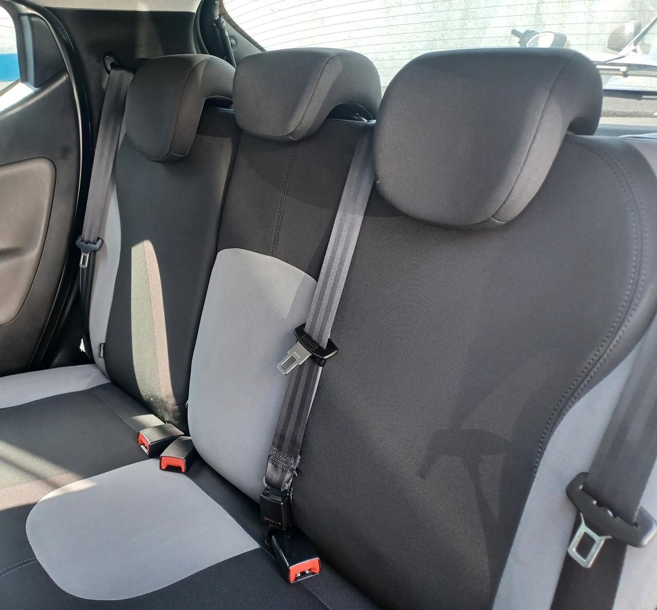 Lancia Ypsilon 1.2 GPL DELLA CASA ANNO 2012