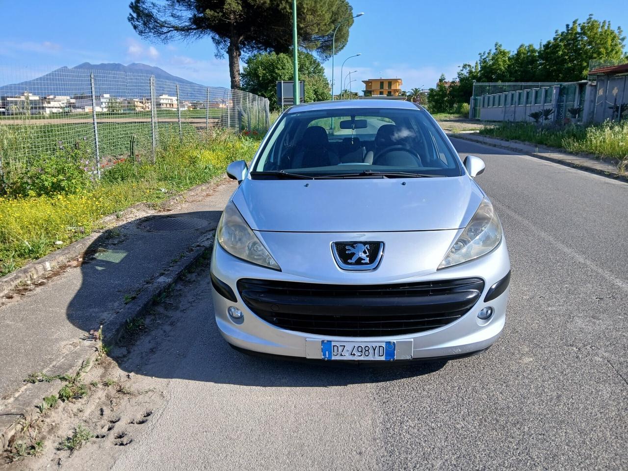 Peugeot207 1.4HDi 70CV 5p. PERFETTE CONDIZIONI