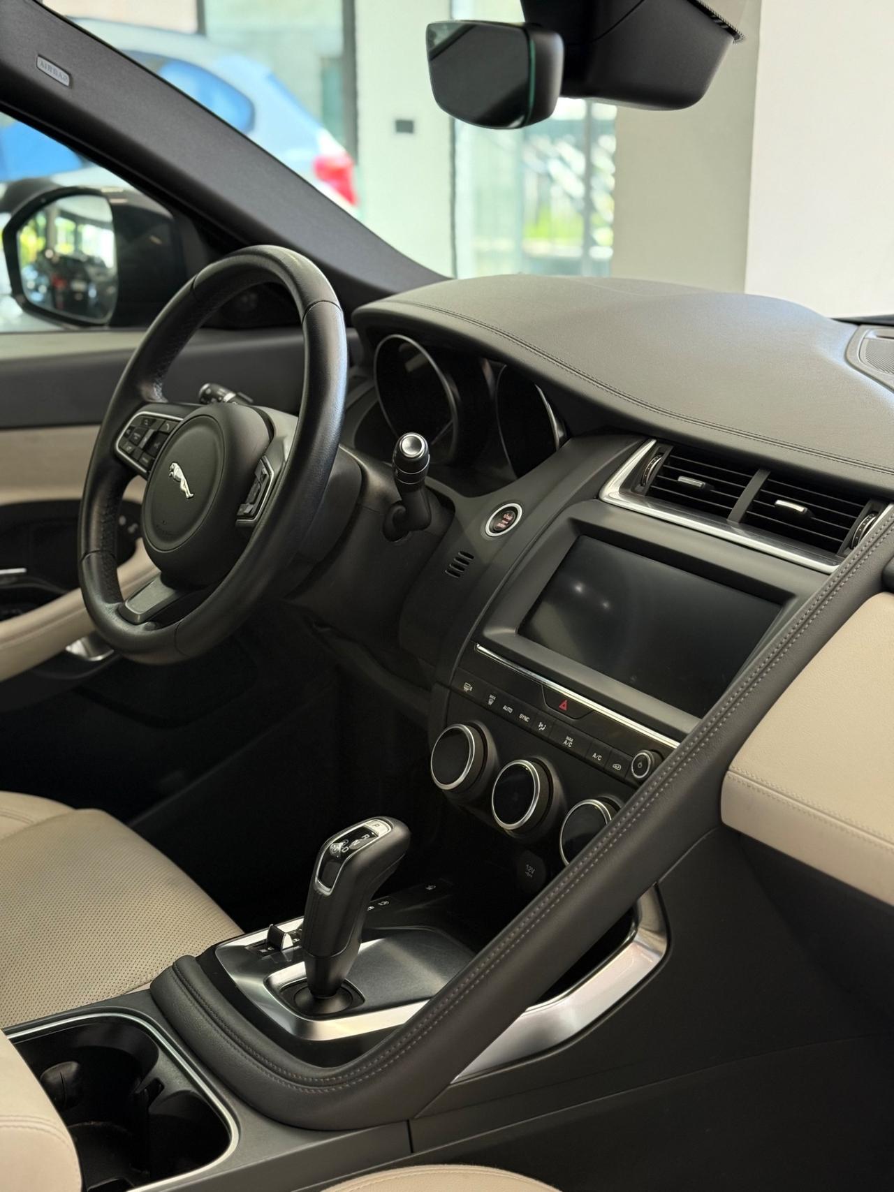 Jaguar E-Pace 2.0D 150 CV AWD aut. R-Dynamic S