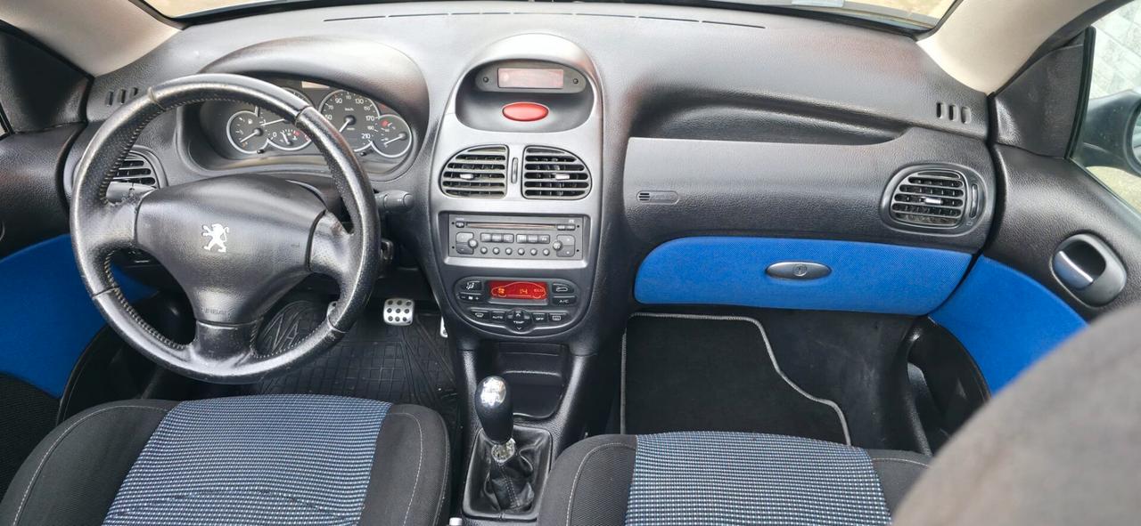 Peugeot 206 1.6 16V CC neopatentati cabrio
