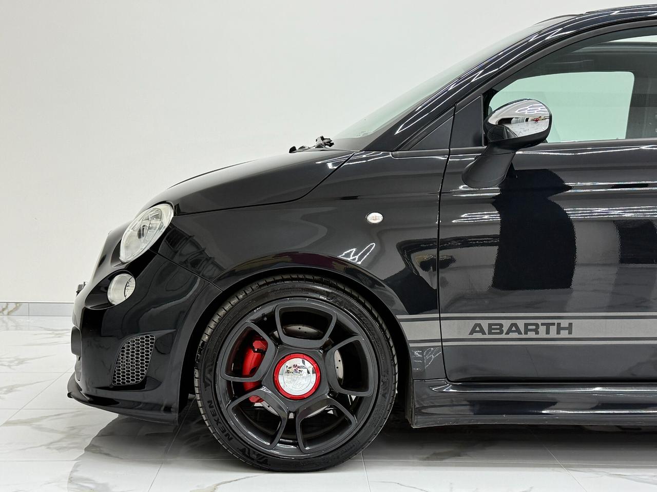 Abarth 595 C 1.4 Turbo T-Jet 160 CV MTA Competizione