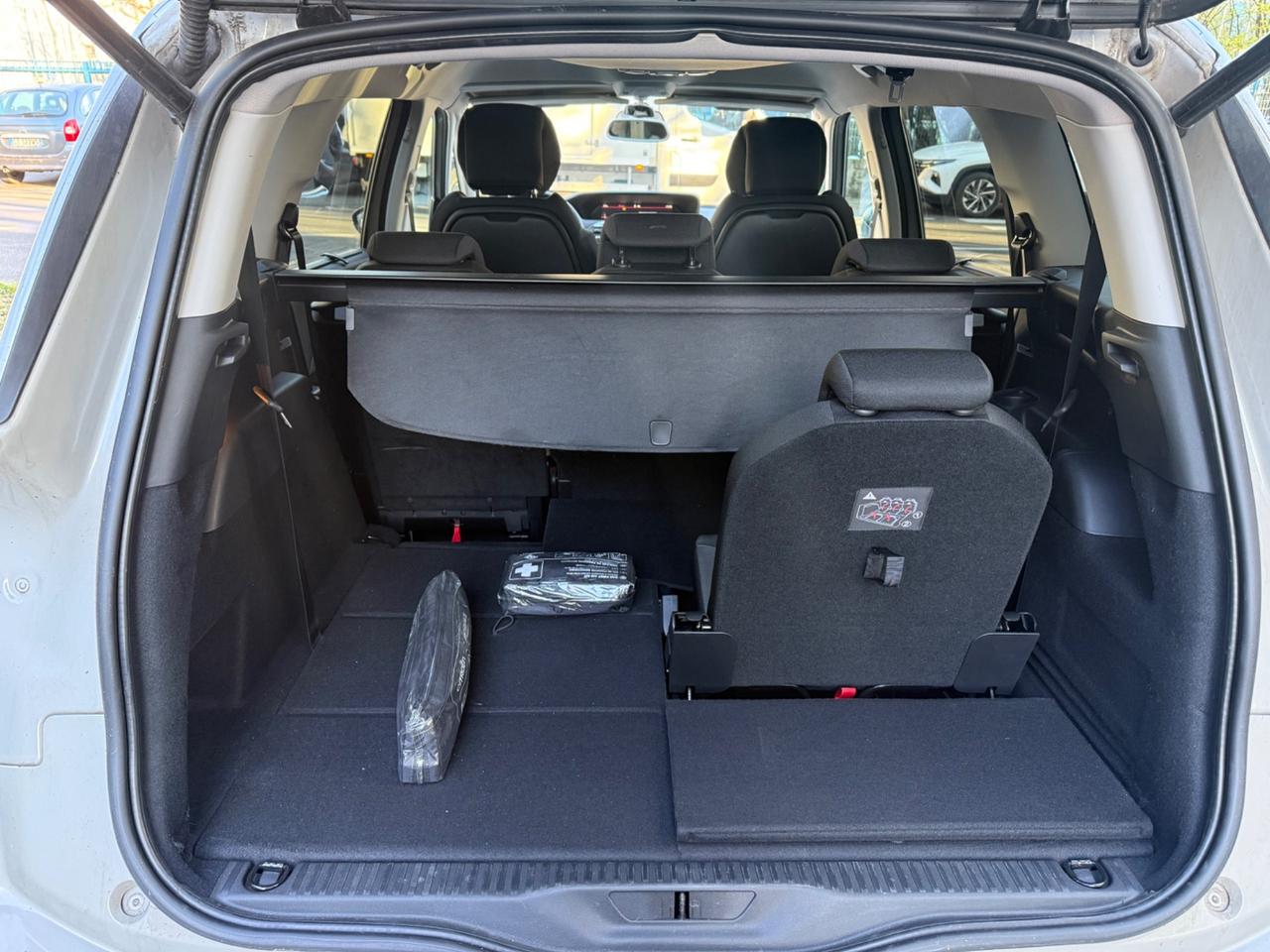 Citroen Grand C4 SpaceTourer BlueHDi 130 S&S Shine